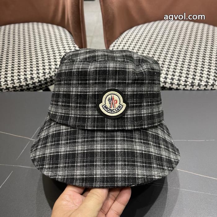 MONCLERマフラーブランド コピー 激安春らしい繊細なアイテム 大人気定番 VIPセール 関税込.._0_1