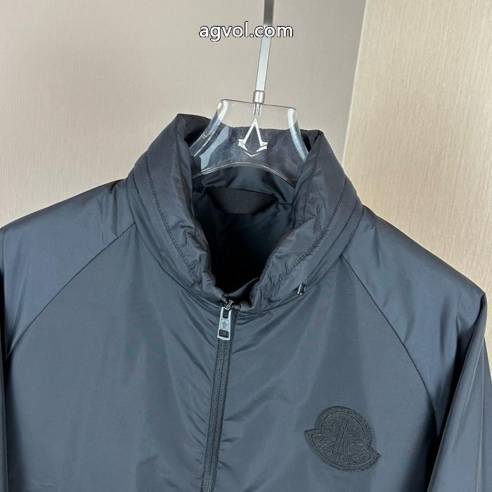 肌热い季節に欠かせない 確保済安い 最新 話題沸騰中モンクレールコートブランド コピー 通販.._0_2