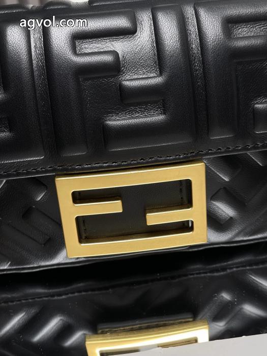 春トレンドの新定番 話題の新作到着 正規品保証26春夏バッグFENDIブランド スニーカー 激安.._0_2
