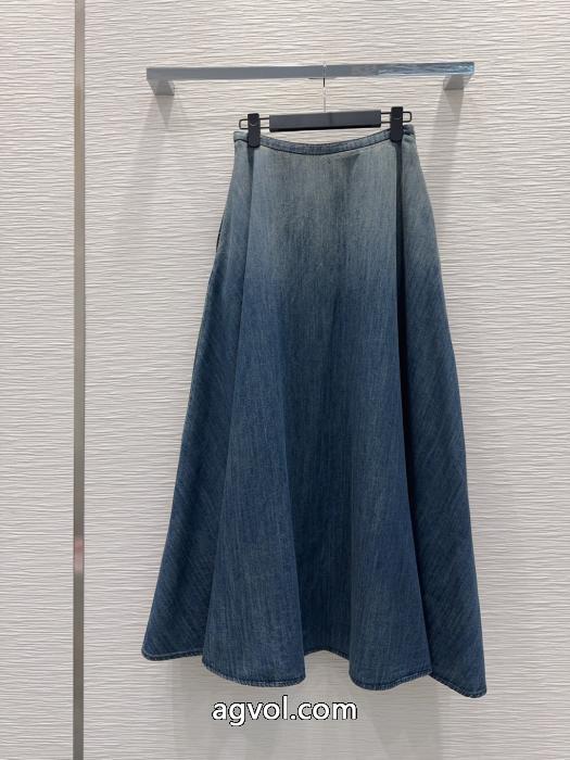  2026ブランド コピー単品販売 都会的 人気激売れ新作ワンピースディオール_0_3