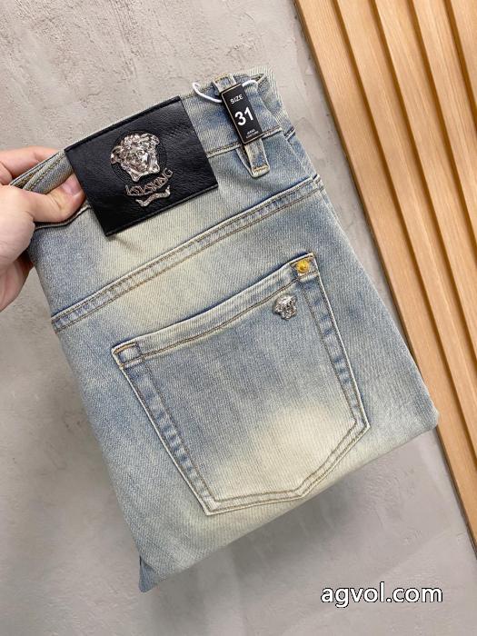 最新作入荷 新作セール 高評価アイテムブランド 偽物 激安 通販ジーンズVERSACE_0_2