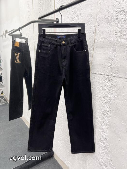 ジーンズLOUIS VUITTONコピー 品 ブランド限定デザイン 落ち着いた感覚 圧倒的人気新着_0_2