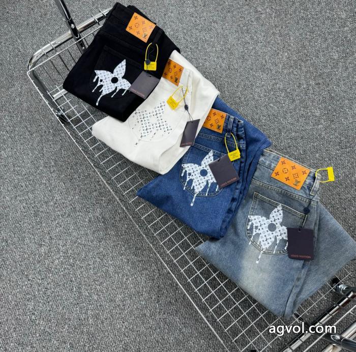 ユニセックス 限定SALE 雑誌掲載偽 ブランドジーンズLOUIS VUITTON_0_1