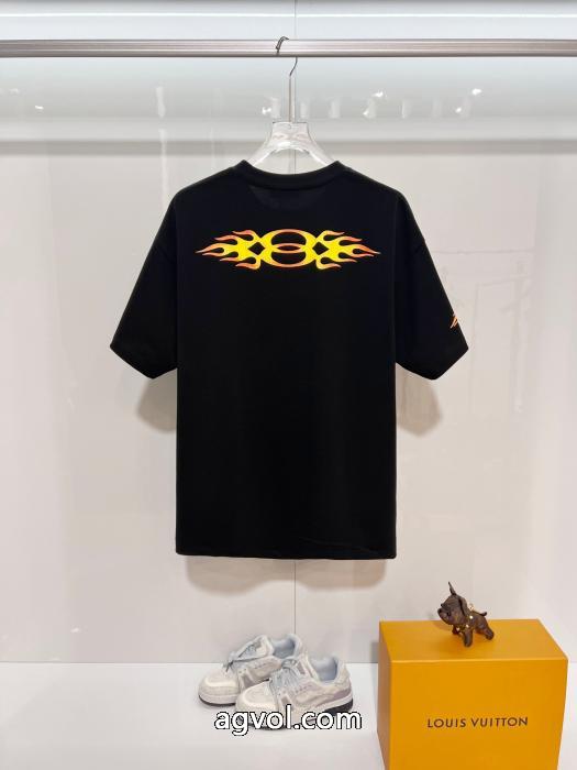 定番の人気商品 新登場 新作多色!!半袖Tシャツバレンシアガブランド コピー 品_0_3