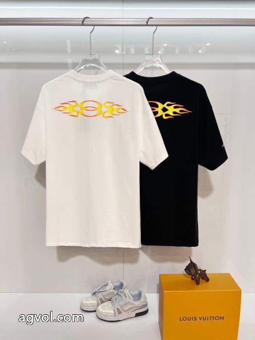 定番の人気商品 新登場 新作多色!!半袖Tシャツバレンシアガブランド コピー 品_0_4
