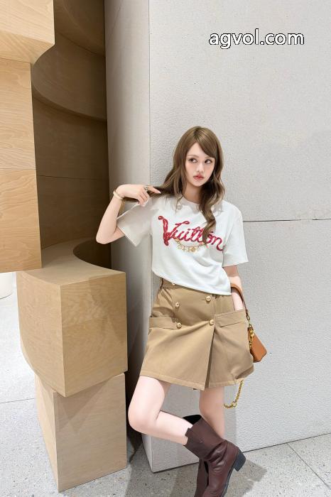 スーパー コピー ブランド 専門店人気専門店 格好いい SS26オシャレLOUIS VUITTON半袖Tシャツ_0_3