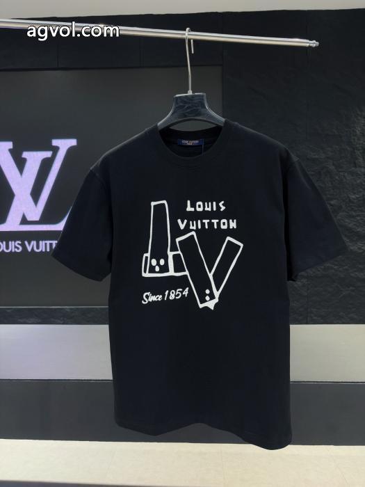 スーパー コピー 品LOUIS VUITTON半袖Tシャツ2026年の夏のマスト 販売記念価格 海外セレブ定番愛用 _0_3