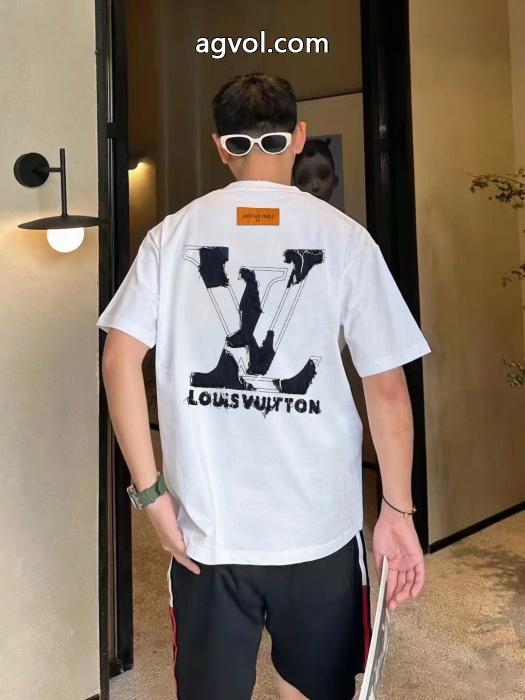 LOUIS VUITTON超人気新作登場 魅力的な 新商品特価ブランド コピー 品半袖Tシャツ_0_1