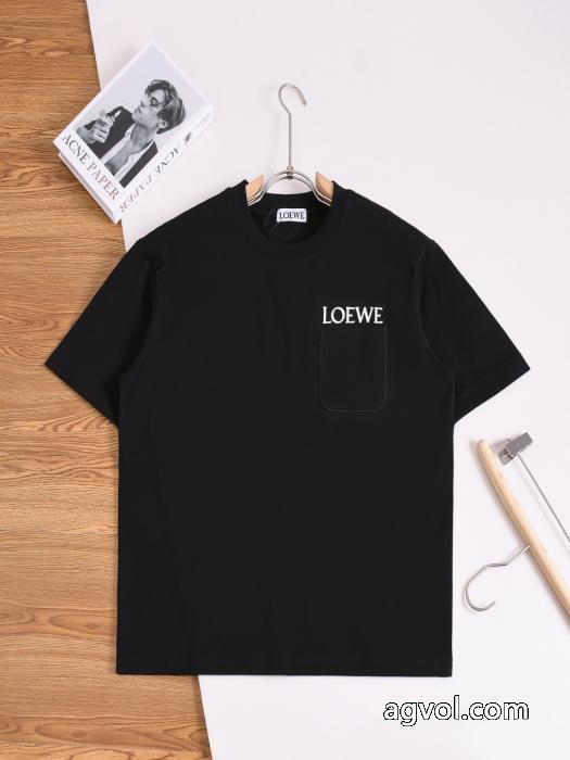 上品な印象 魅力を持つ 新品登場半袖Tシャツロエベ偽物 通販_0_2