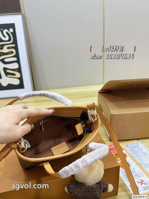 バッグブランド 通販店大人っぽさ 今季話題の一級品 実用的な一品LOUIS VUITTON_0_0