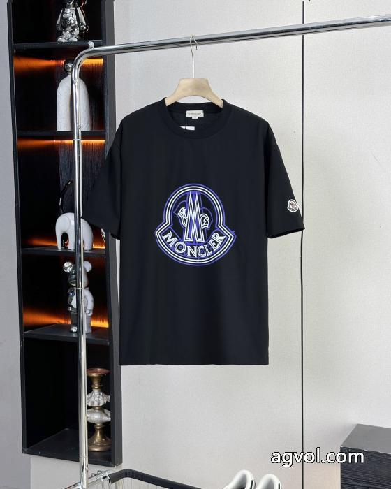 コピー ブランド 販売半袖TシャツMONCLERスタイリッシュな印象 新作大人気 存在感のある_0_1