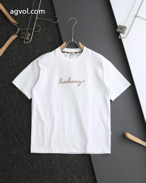 話題性が高い 安定感があり 日本未入荷BURBERRYブランド 偽物 激安半袖Tシャツ_0_0