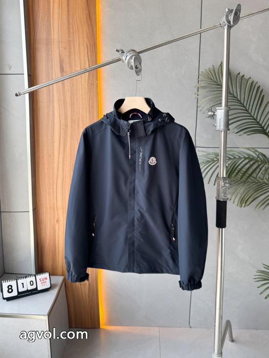 優等品 今、注目なの お洒落に魅せるMONCLERブランド 激安 ジャケット_0_2