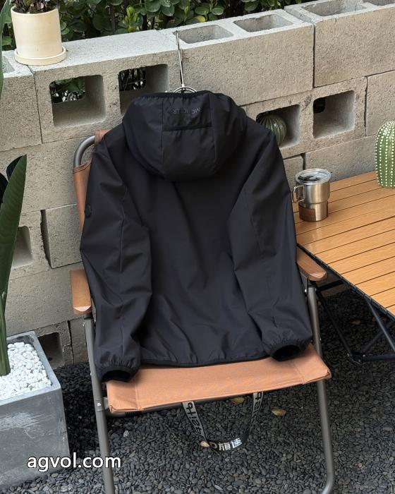 ジャケット機能的なアイテム デザイン性の高い 超大特価ブランド コピー 優良店MONCLER_0_0