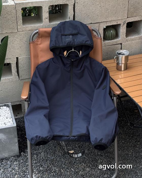 ジャケット機能的なアイテム デザイン性の高い 超大特価ブランド コピー 優良店MONCLER_0_1