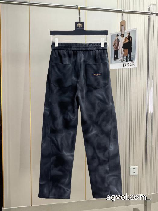 LOUIS VUITTONスラックススーパー コピー 品お色味たくさん大人気 完売間近 上質な素材_0_3