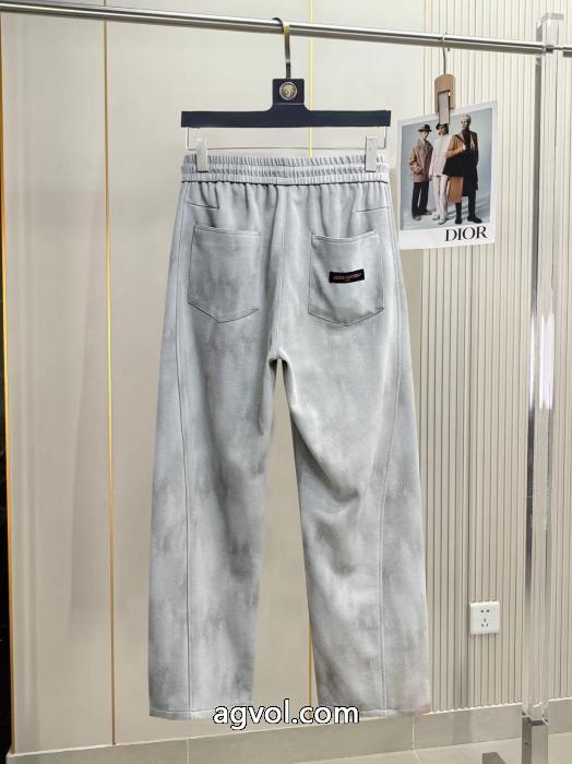 LOUIS VUITTONスラックススーパー コピー 品お色味たくさん大人気 完売間近 上質な素材_0_5