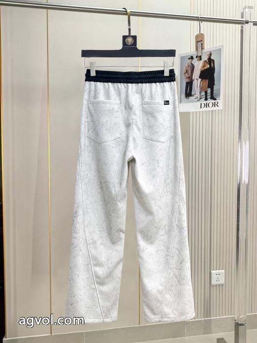 スラックスディオール流行の注目ブランド 高級感溢れるデザイン 即完売コピー 商品 ブランド_0_4