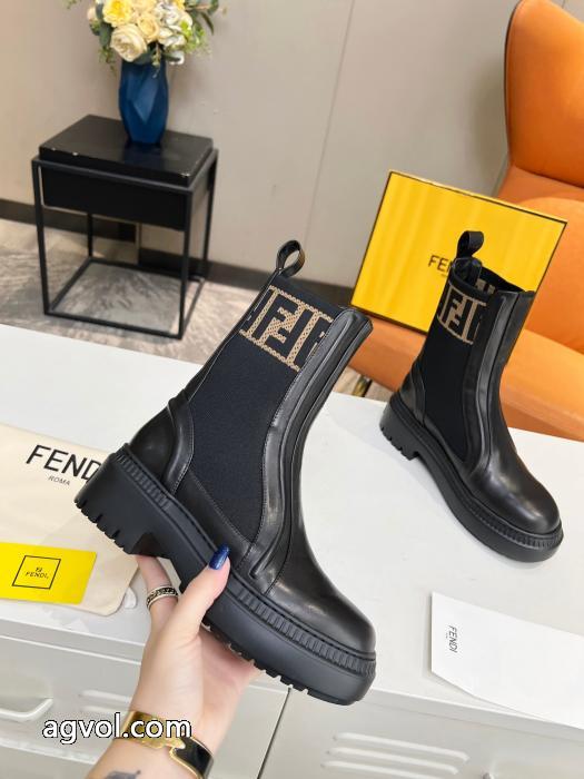 コピー ブランド 通販 安心スニーカー今話題の最新作 今季話題の一級品 当店大人気FENDI.._0_0
