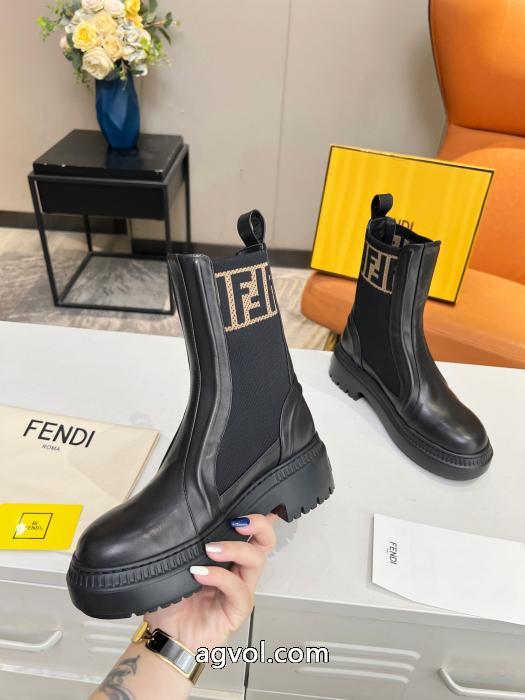 コピー ブランド 通販 安心スニーカー今話題の最新作 今季話題の一級品 当店大人気FENDI.._0_3