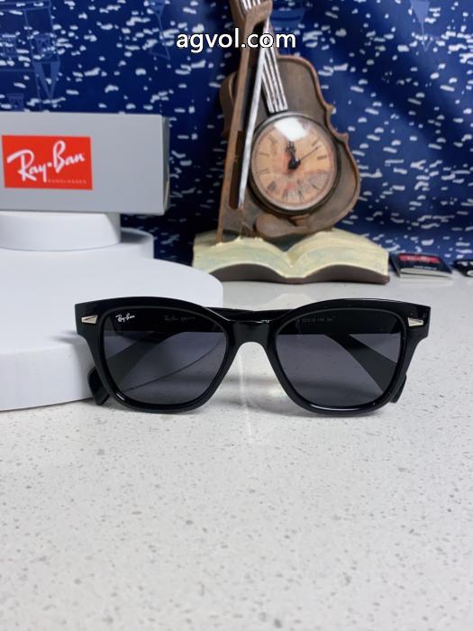 サングラス2026新作セール 一目ぼれ リッチな印象にコピー 商品 販売RAYBAN_0_2