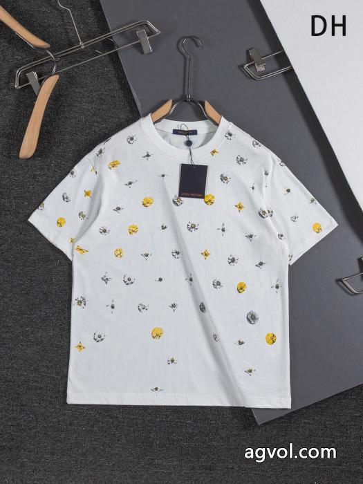 話題の新作 独特な 韓国ファッションLOUIS VUITTONコピー 商品 販売半袖Tシャツ_0_0
