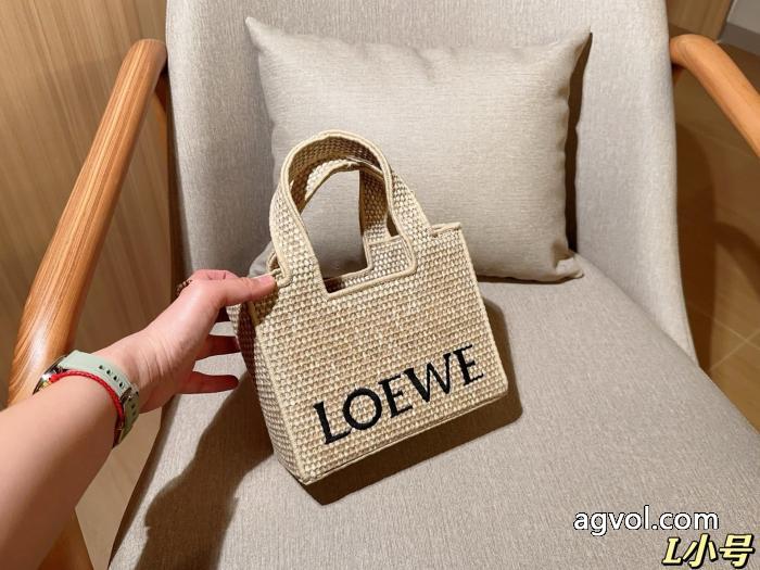 LOEWENEW大変素敵 最新作期間限定セール 完売再入荷  コピー 通販バッグ_0_0