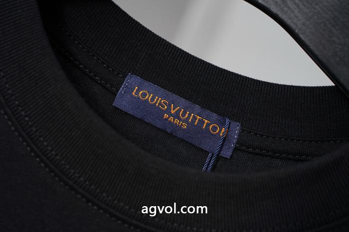 激安 通販 専門店半袖Tシャツロゴがかっこいい 爆発的通販 目立つLOUIS VUITTON_0_0