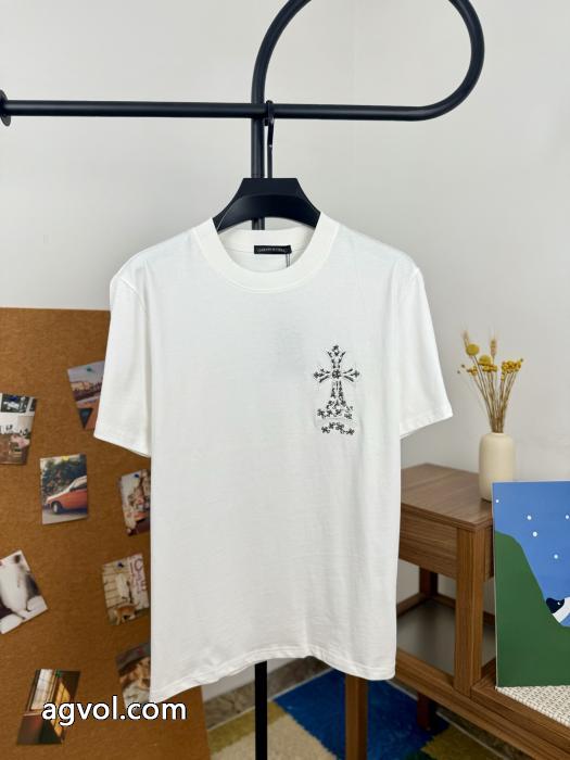 ブランド コピー 販売半袖Tシャツ大人の魅力 お買得セール 売切続出CHROME HEARTS_0_4