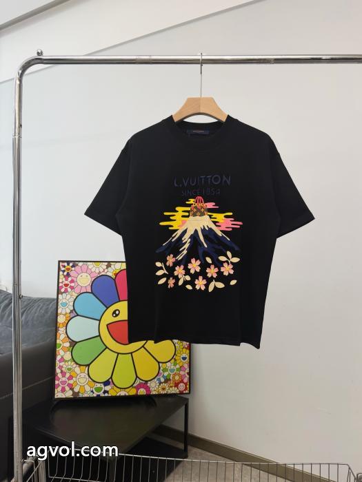 大人気ブランド シックでお洒落な 期間限定大人気商品LOUIS VUITTON半袖Tシャツスーパー ブランド コピー_0_1