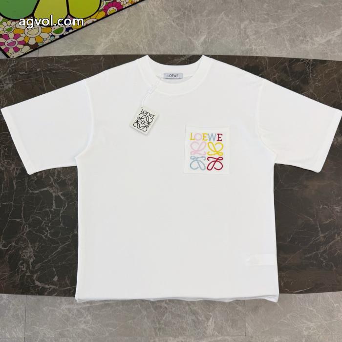 ロエベブランド スニーカー 激安最高ランク 2026新発売 上品で優しい雰囲気に半袖Tシャツ_0_1
