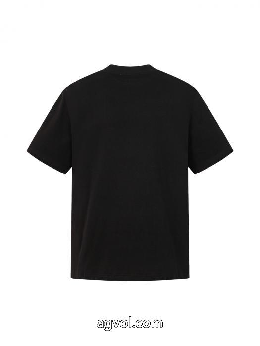 コピー 品 販売2026年度 流行フォルム 限定！人気オススメCELINE半袖Tシャツ_0_2