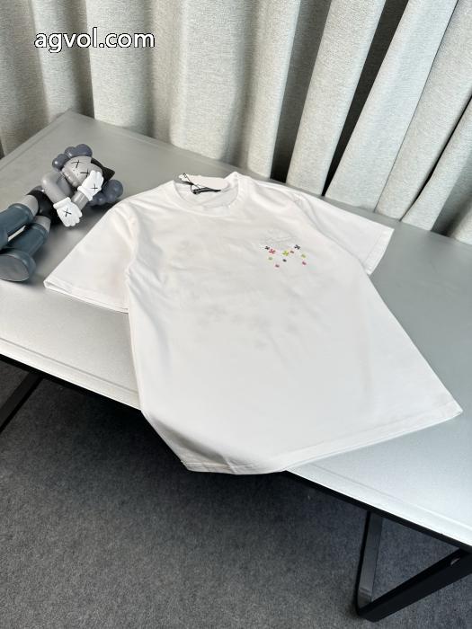 CHROME HEARTS大絶賛の履き心地! 激安通販 上質な材料半袖Tシャツコピー ブランド 通販_0_2