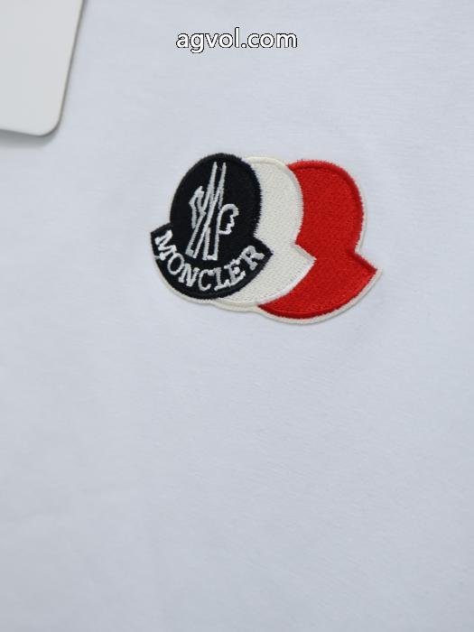 ブランド 品 スーパー コピーMONCLER数量限定SALE 今年活躍した 可愛い新モデル半袖Tシャツ_0_4