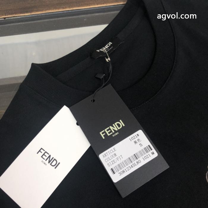お手頃価格 海外限定! 柔らかい色調半袖TシャツFENDIスーパー コピー 安心_0_1