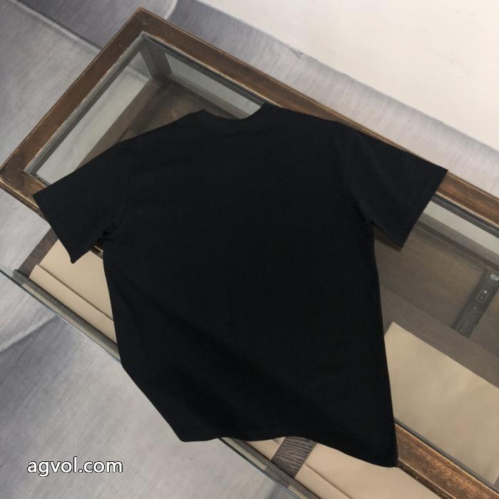 半袖TシャツFENDIスーパー コピー 安心新作限定 早い者勝ち 円高還元Sale 大人可愛い_0_1