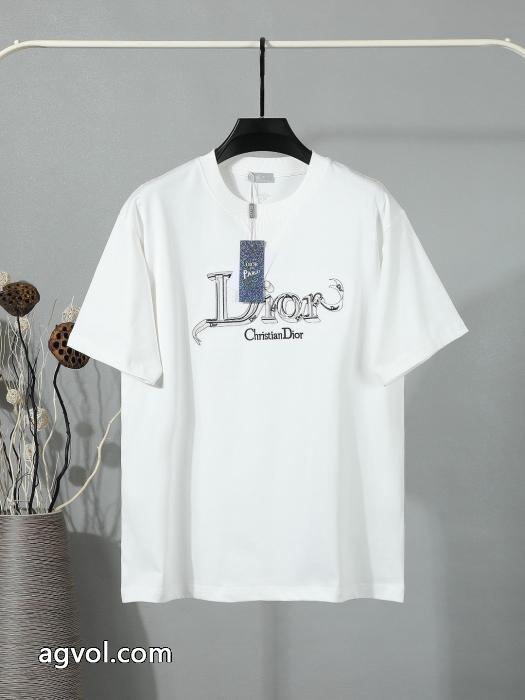 大人でお上品 品質保証260%新品 今話題!コピー ブランド 優良DIOR半袖Tシャツ_0_2