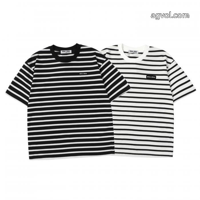 ブランド コピー ショップMIUMIU落ち着いた感覚 人気商品登場 存在感大半袖Tシャツ_0_0