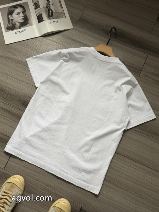 相性の良い 今、注目なの 単品販売半袖Tシャツスーパー コピー ブランド 専門店balenciaga_0_4