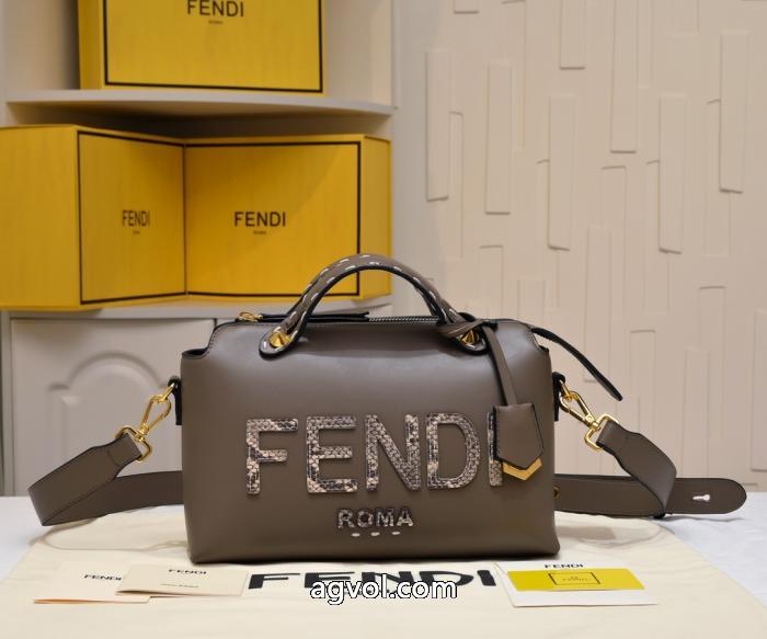 バッグ今季人気絶大 お洒落な存在感  今季爆発的な人気ブランド 通販店FENDI_0_5