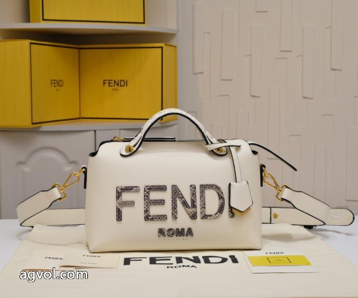 バッグ今季人気絶大 お洒落な存在感  今季爆発的な人気ブランド 通販店FENDI_0_6