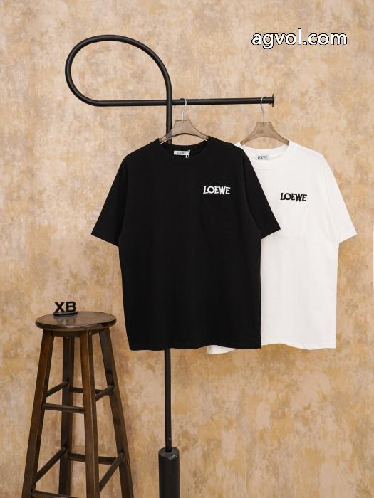 偽物 ブランド 激安半袖Tシャツすぐ届く 安心の追跡案内 完売確実LOEWE_0_1