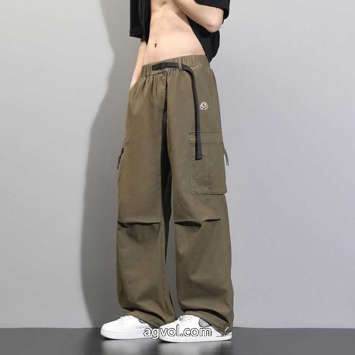 売り切れ続出！激安限定 個性的な美品 洗練されたおしゃれ感を持つ通販 ブランドMONCLERスラックス.._0_1