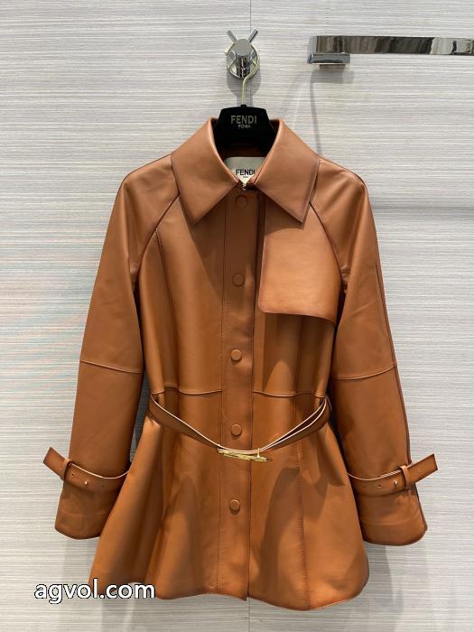コート気品たっぷり 希少入荷 目につくブランド コピー s 級FENDI._0_0