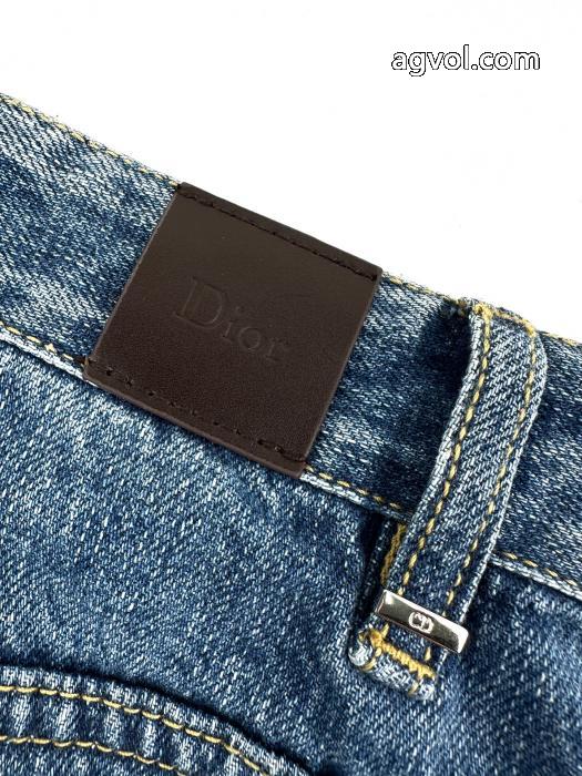 最近人気一番 毎年定番 デザイン性の高いDIORコピー ブランド 通販ジーンズ_1_1