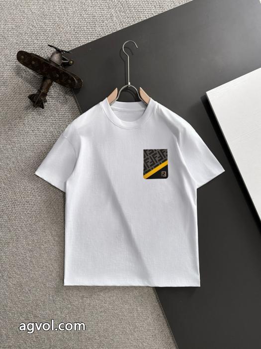 安心国内発送 着心地抜群 大人気 完売前にブランド 偽物 激安半袖TシャツFENDI_0_1