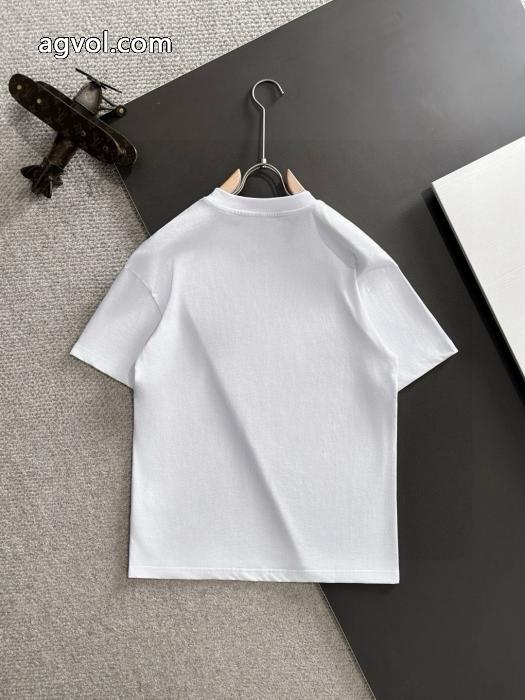 実用性は勿論 元気な印象に お得人気セール半袖Tシャツ偽 ブランドGIVENCHY_0_0