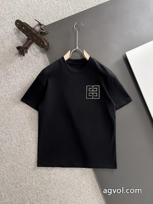 実用性は勿論 元気な印象に お得人気セール半袖Tシャツ偽 ブランドGIVENCHY_0_1