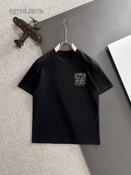 FENDI存在感◎ 大人の余裕が漂う 特別人気感謝SALE偽 ブランド 通販半袖Tシャツ_0_4