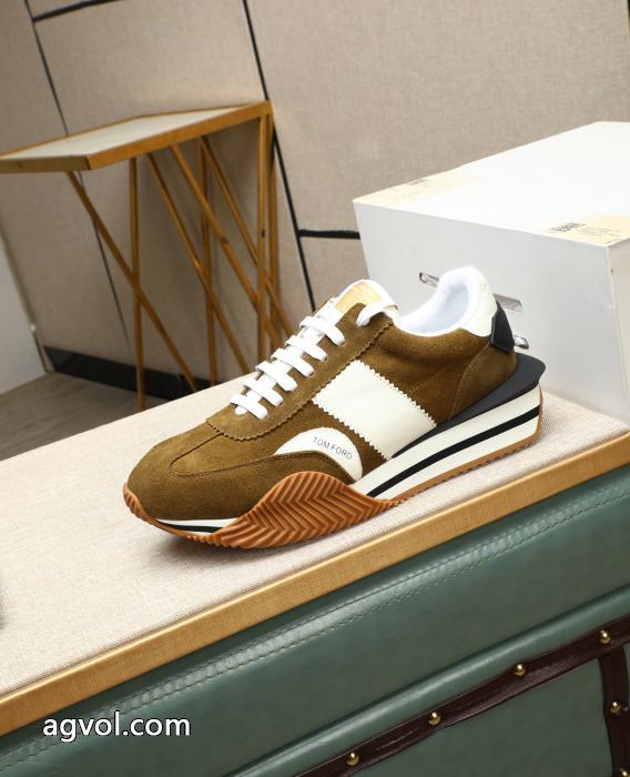 激安 ブランドスニーカーTOM FORDお早めに希少 本当に売れている モード感の高い2026のスタイル._0_1